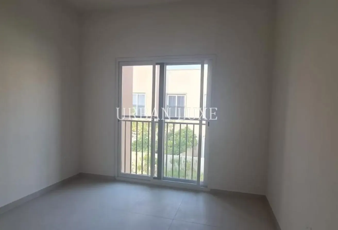 Ready-to-Move | 3BR + Maid's | Amaranta 2