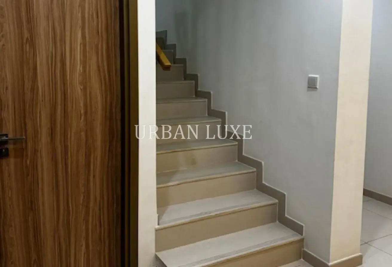Ready-to-Move | 3BR + Maid's | Amaranta 2