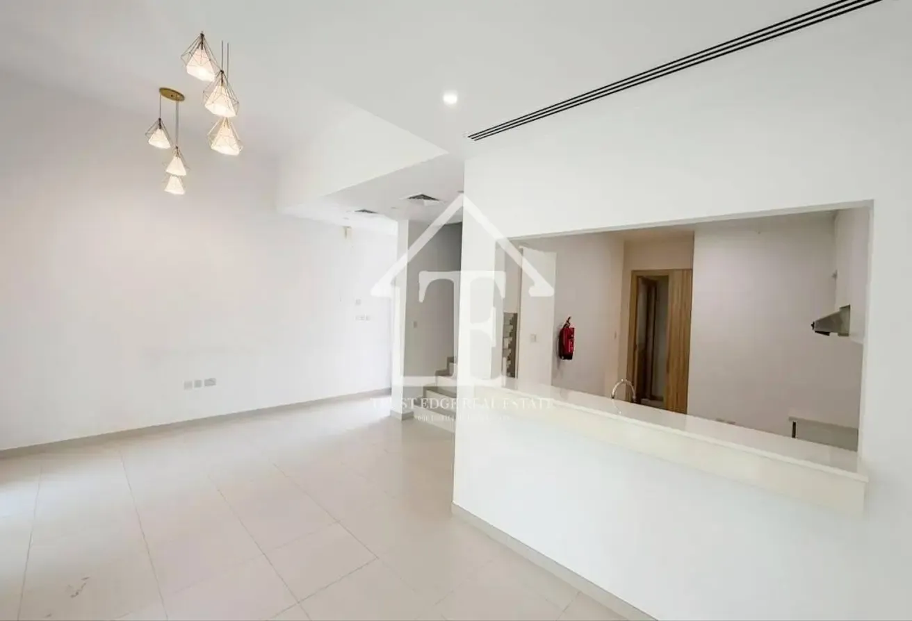 Near to Pool Club | Multiple Cheques | Negotiable