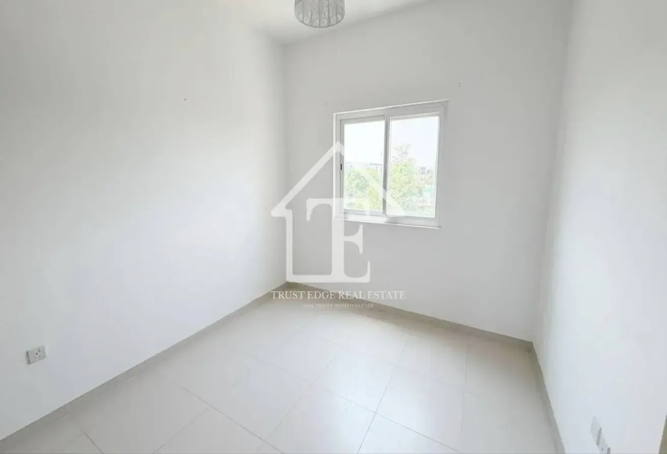 Near to Pool Club | Multiple Cheques | Negotiable