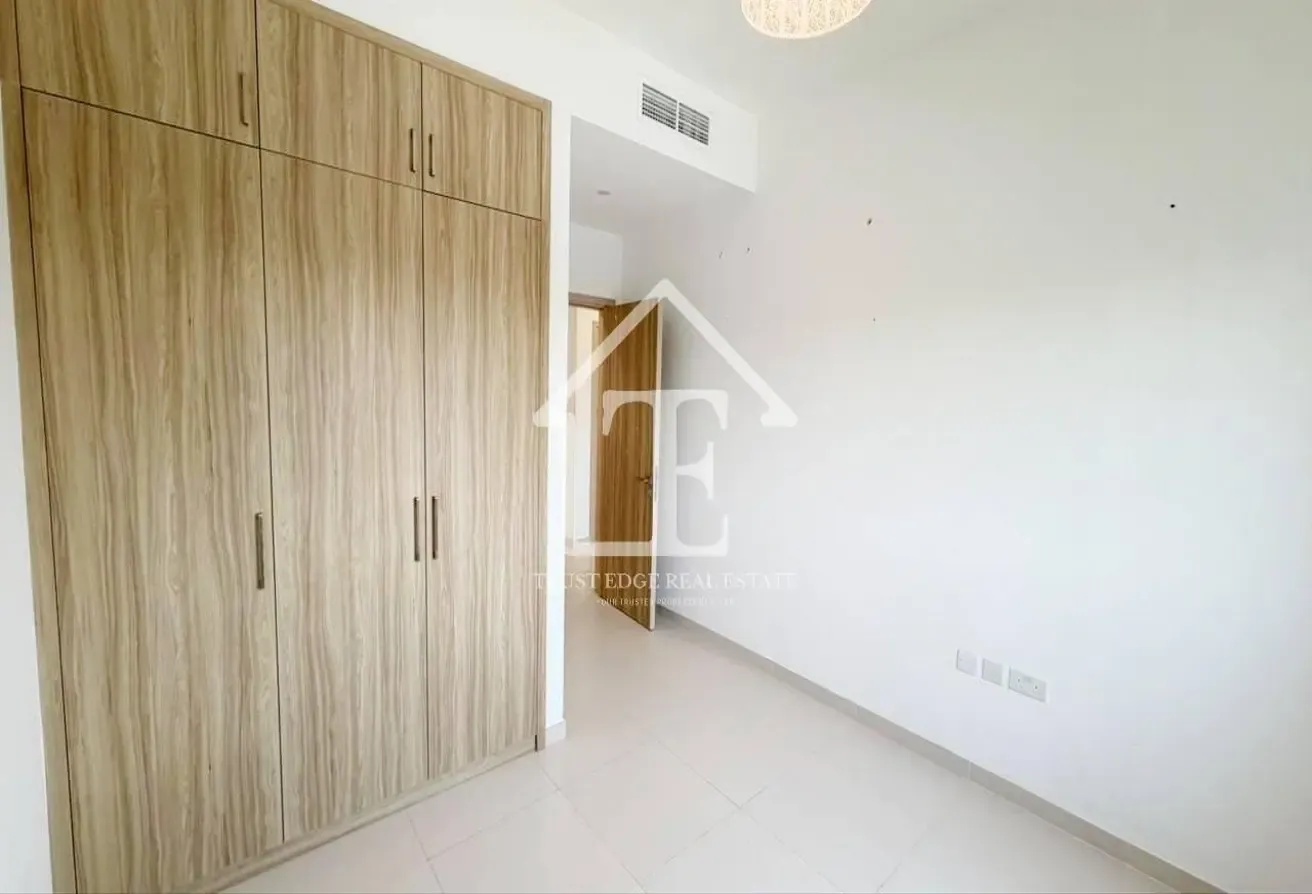 Near to Pool Club | Multiple Cheques | Negotiable