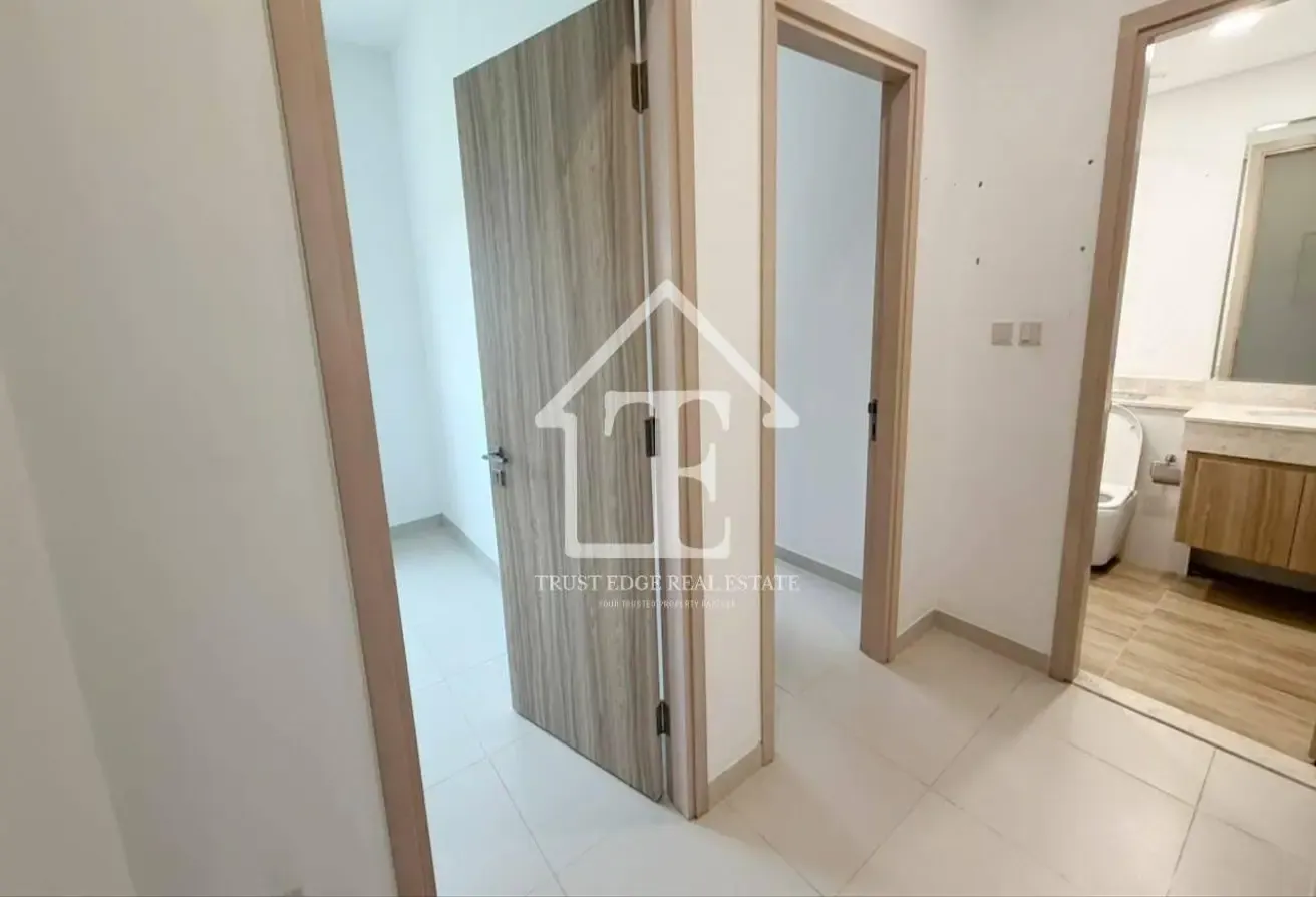 Near to Pool Club | Multiple Cheques | Negotiable
