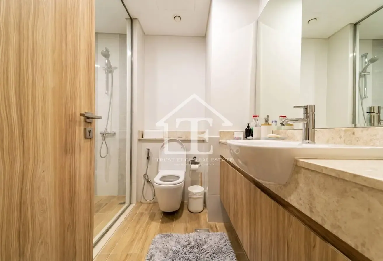 Vacant Soon | Single Row | Near to Park & Pool