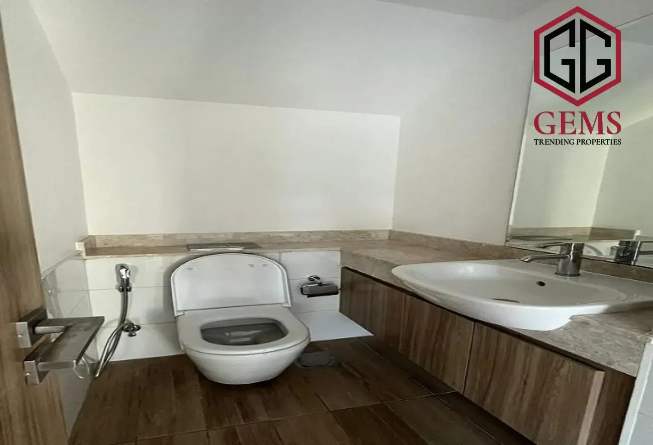 MODERN DESIGN | LUXURIOUS | MAID ROOM | GARDEN