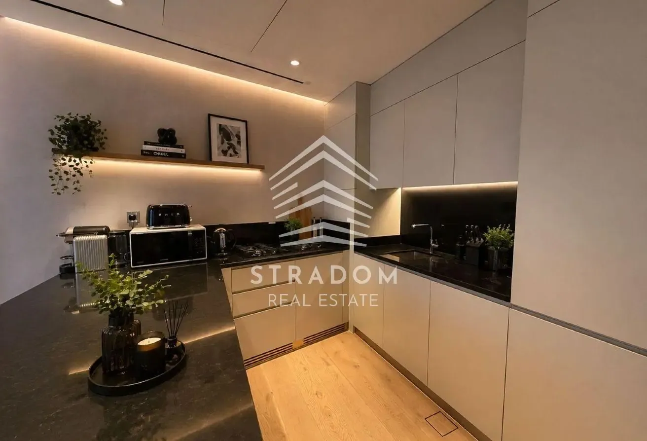 Beautifully furnished | Burj Khalifa View | Vacant