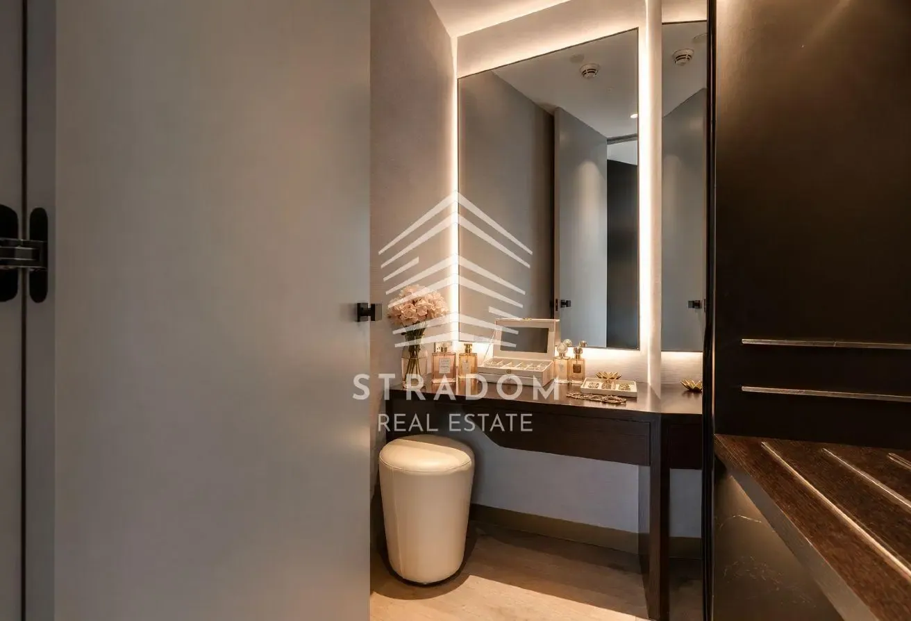 Beautifully furnished | Burj Khalifa View | Vacant