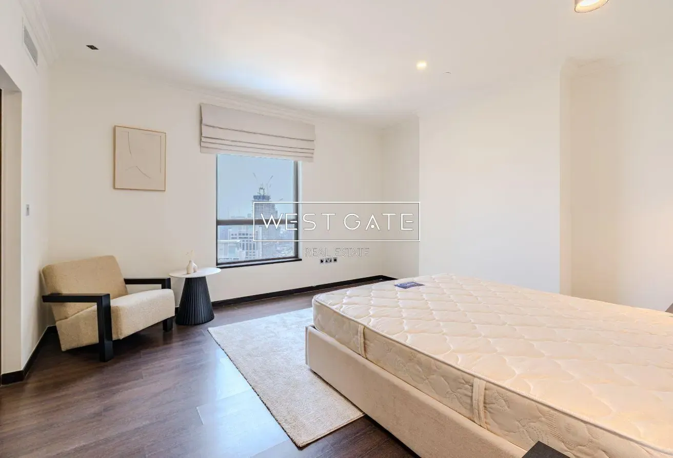 Upgraded | Fully Furnished | Marina/Community View