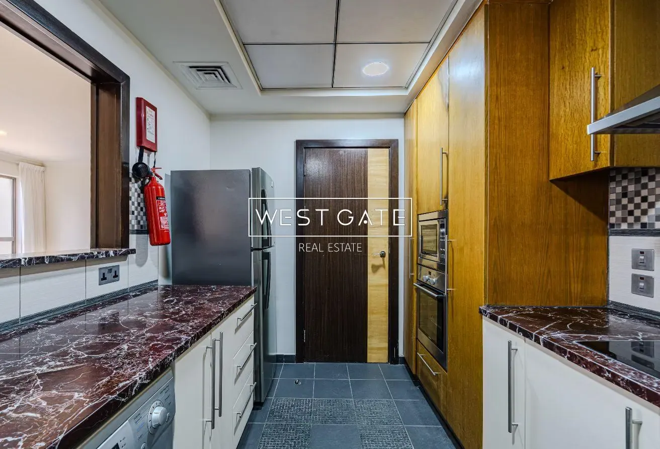 Upgraded | Fully Furnished | Marina/Community View