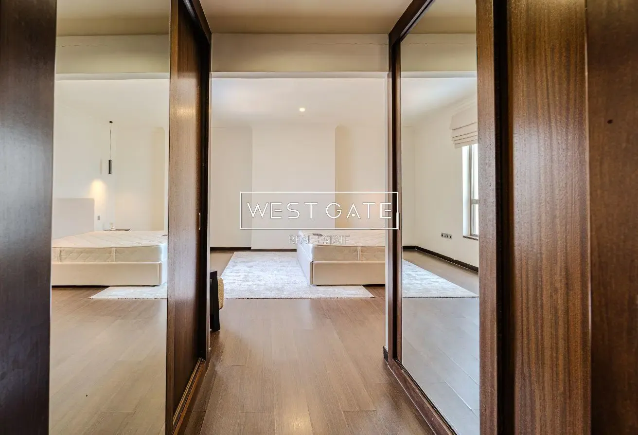 Upgraded | Fully Furnished | Marina/Community View