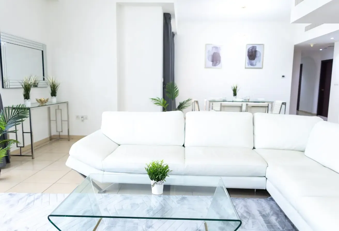Full Sea View 3BR+Maid I Bills included