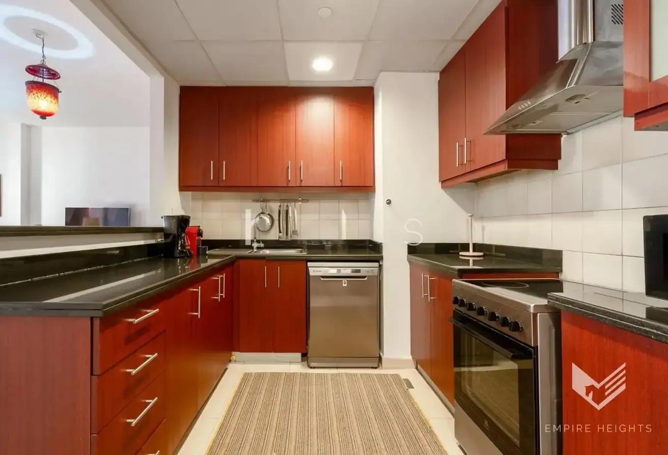 Fully Furnished | Large Layout | Short Term Rental