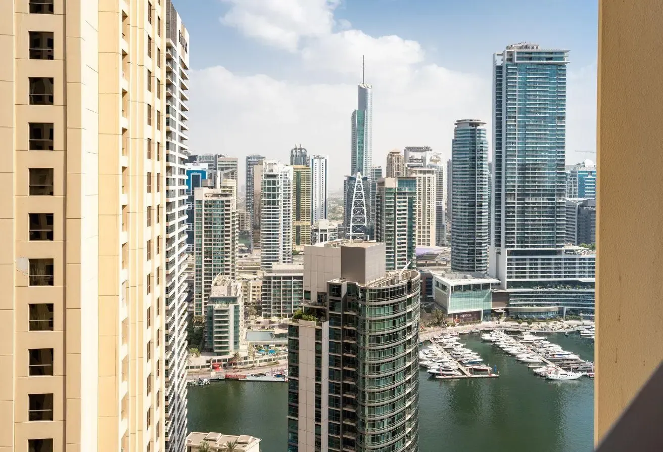 GuestReady - High Floor 2BR with Marina Views