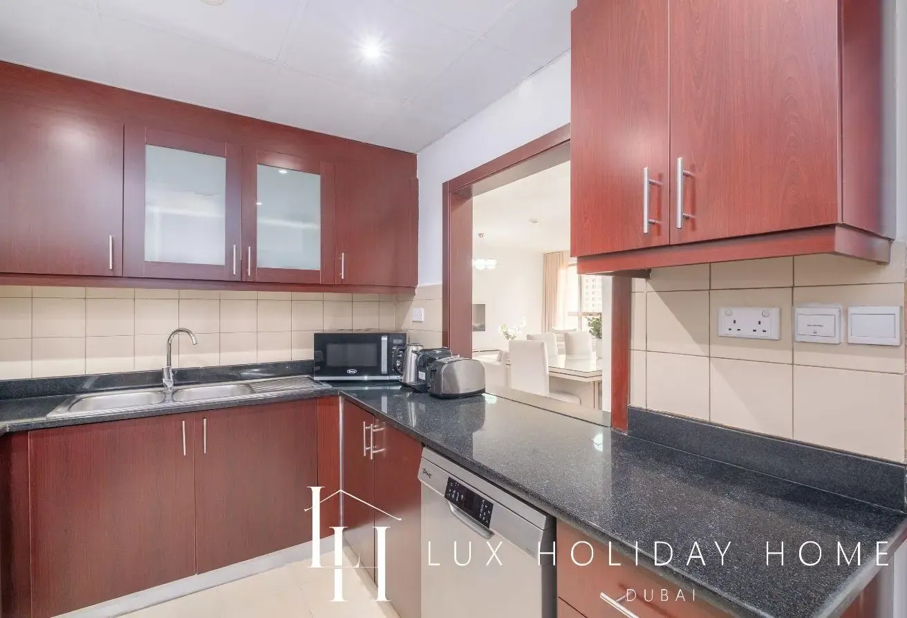 LUX | Murjan Sea View Suite 2|All Inclusive Price