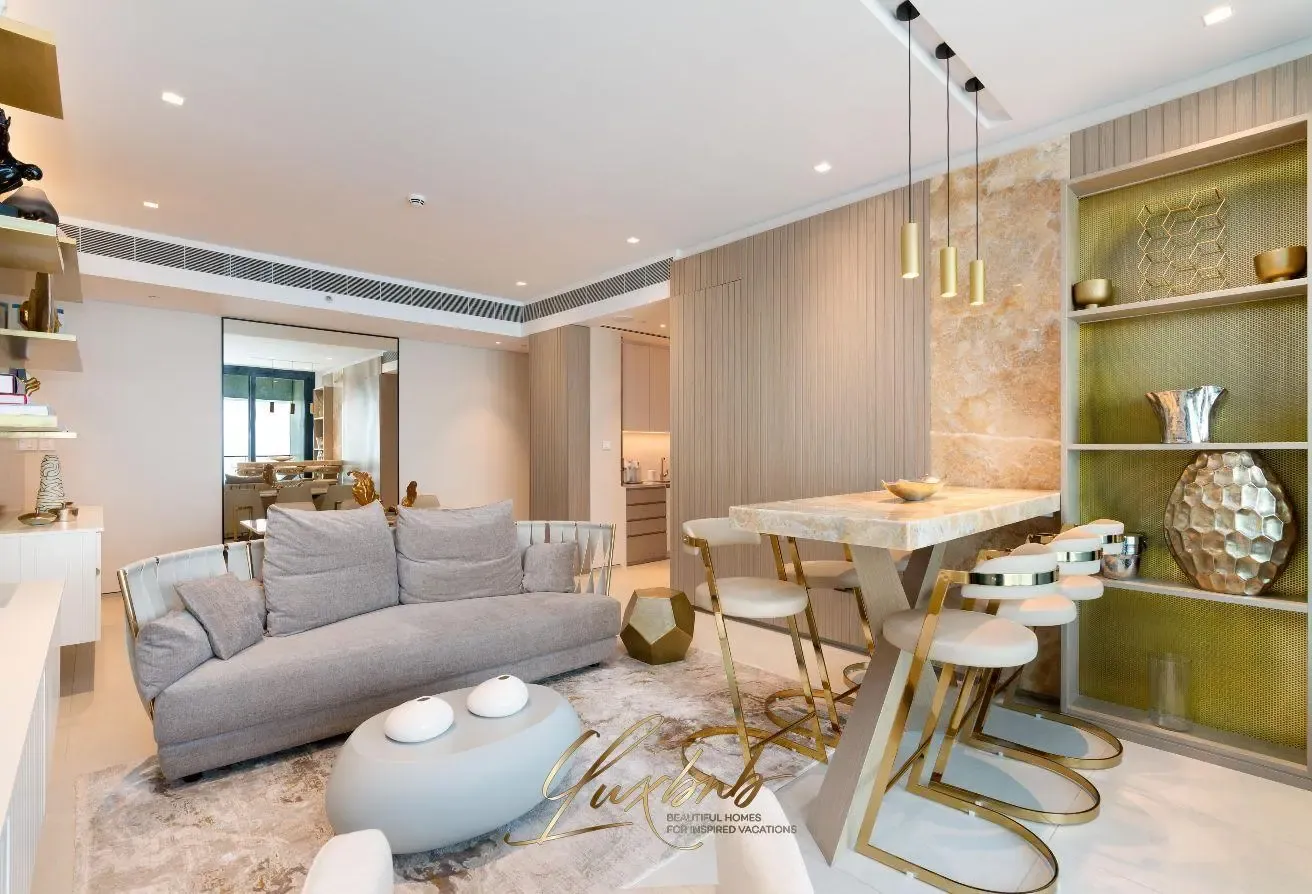 Palm Ocean Views | Furnished | Bills Included