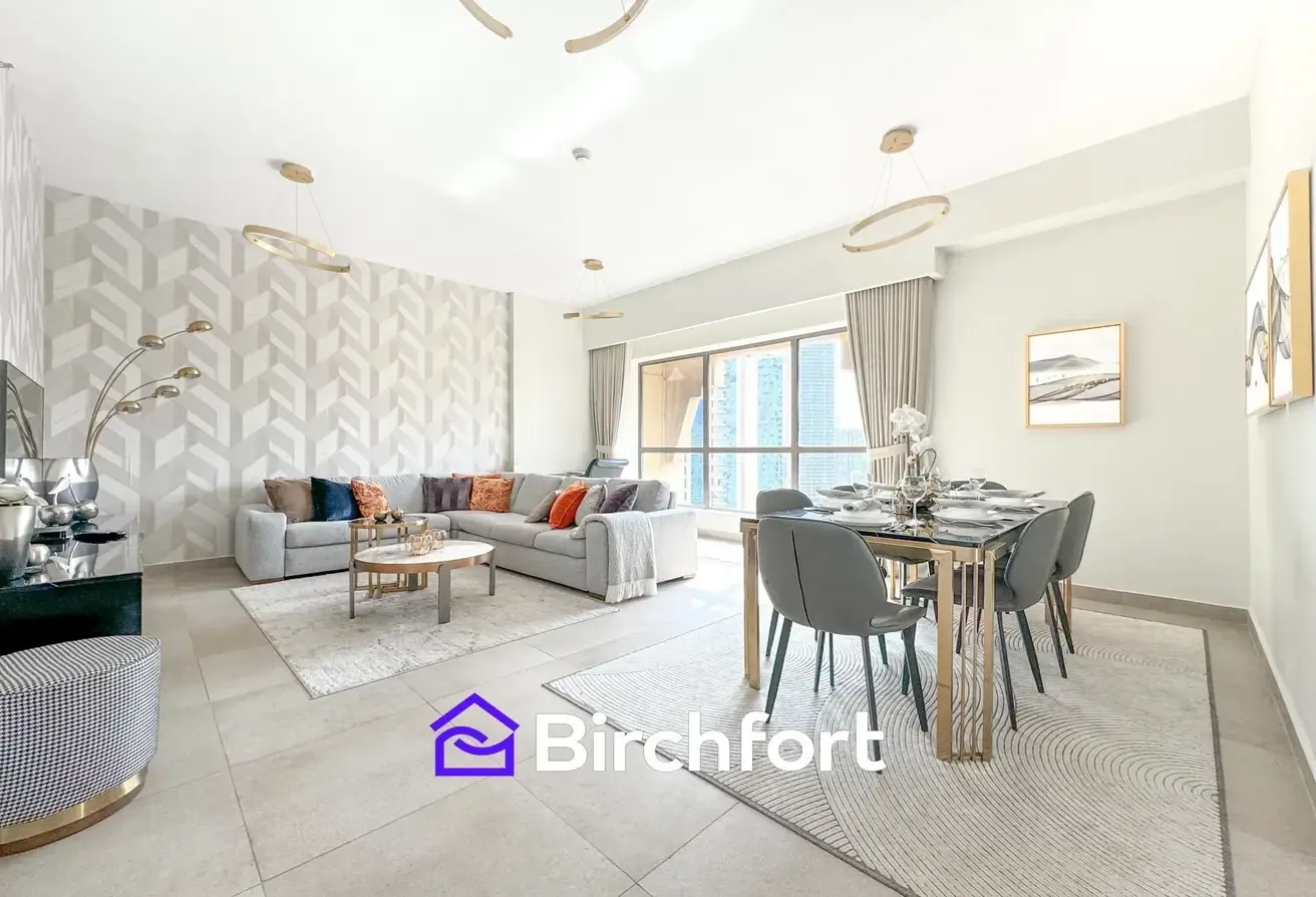FULLY RENOVATED | 2 BEDS | CLOSE TO BEACH
