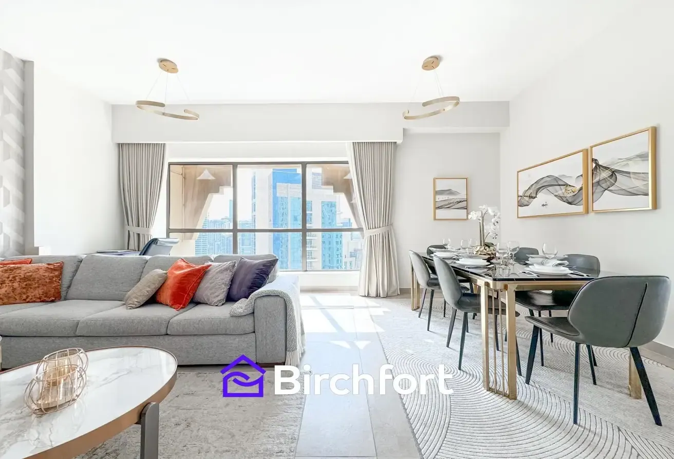 FULLY RENOVATED | 2 BEDS | CLOSE TO BEACH