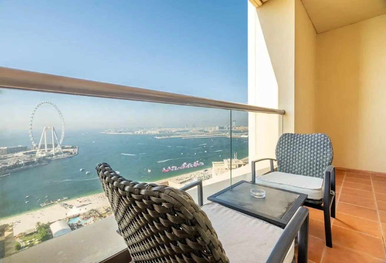 GuestReady - 2BR High floor | marina water views