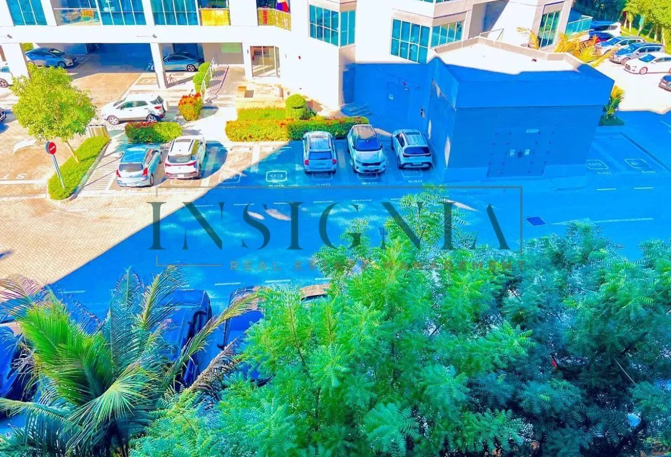 Furnished Spacious Vacant Multi cheques Available