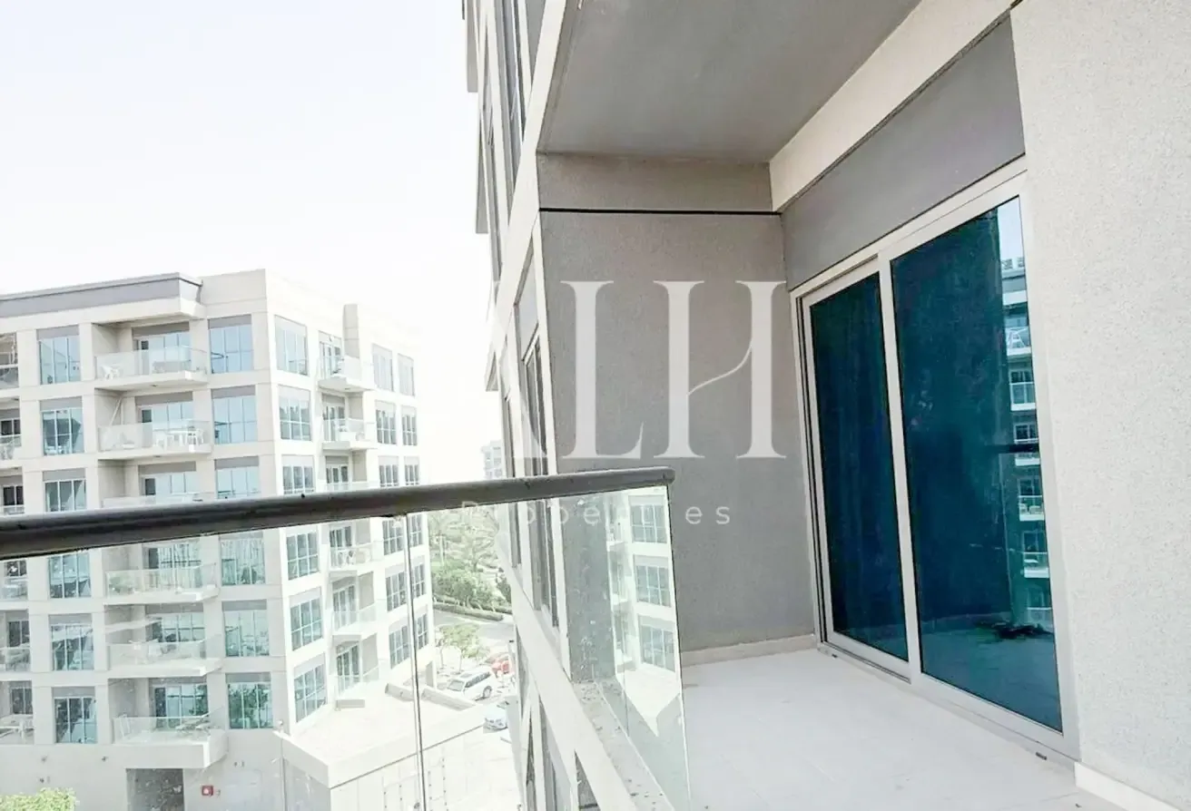 Fully Furnished | 12 Cheques | Prime Location