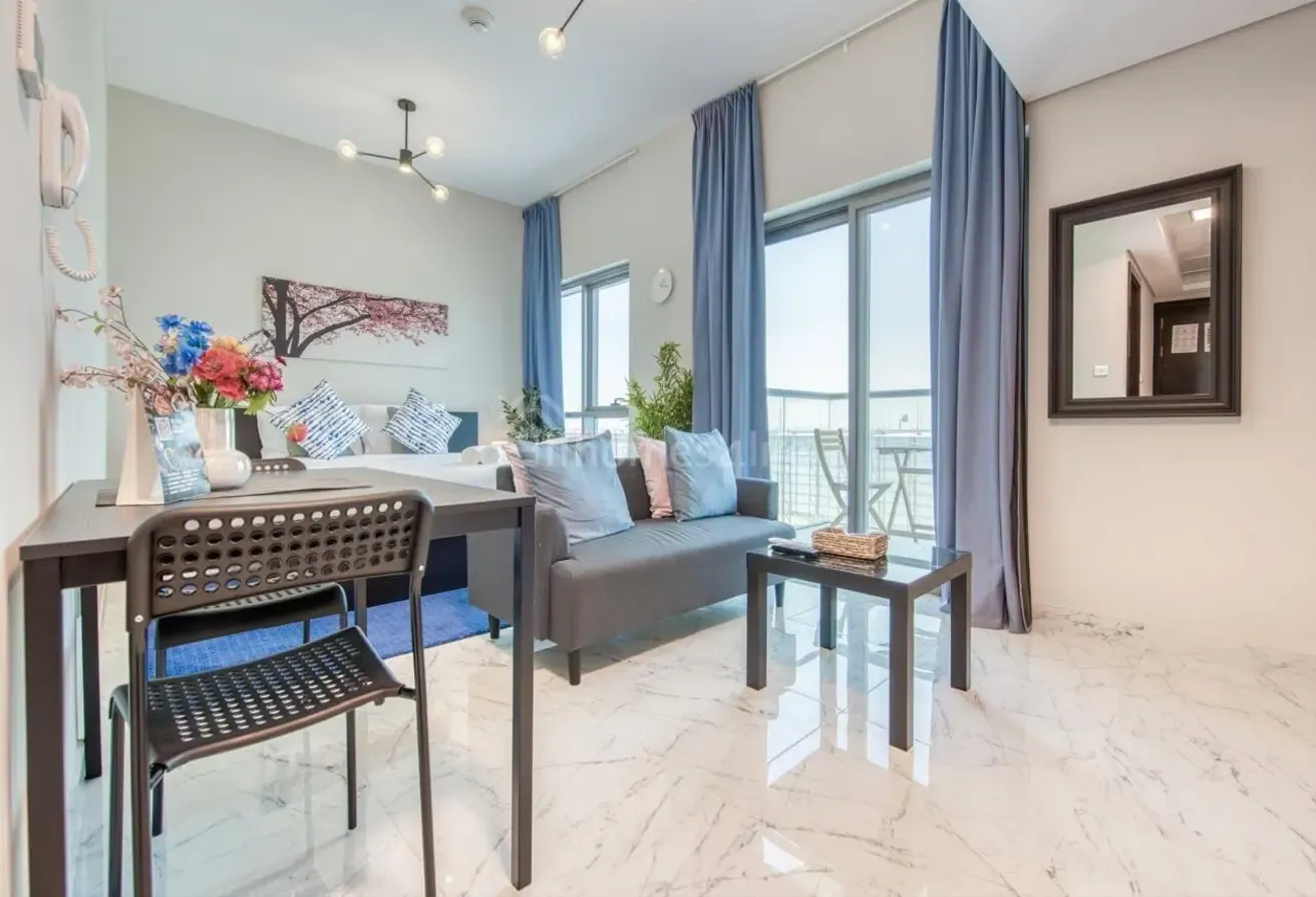 OPEN VIEW | Modern | Well Maintained
