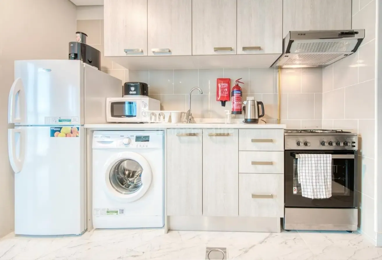 OPEN VIEW | Modern | Well Maintained