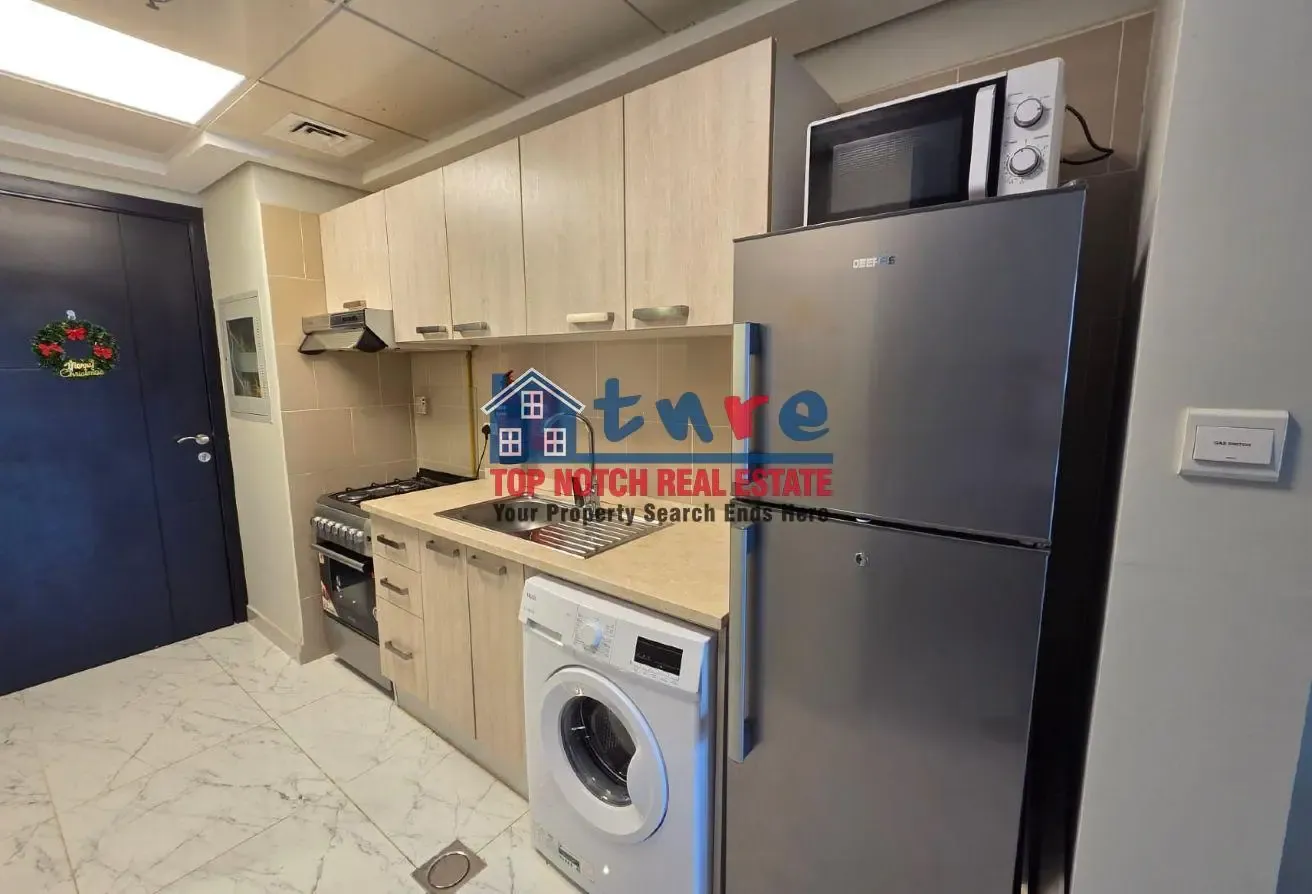 Fully Furnished Studio |Spacious Layout| Pool View