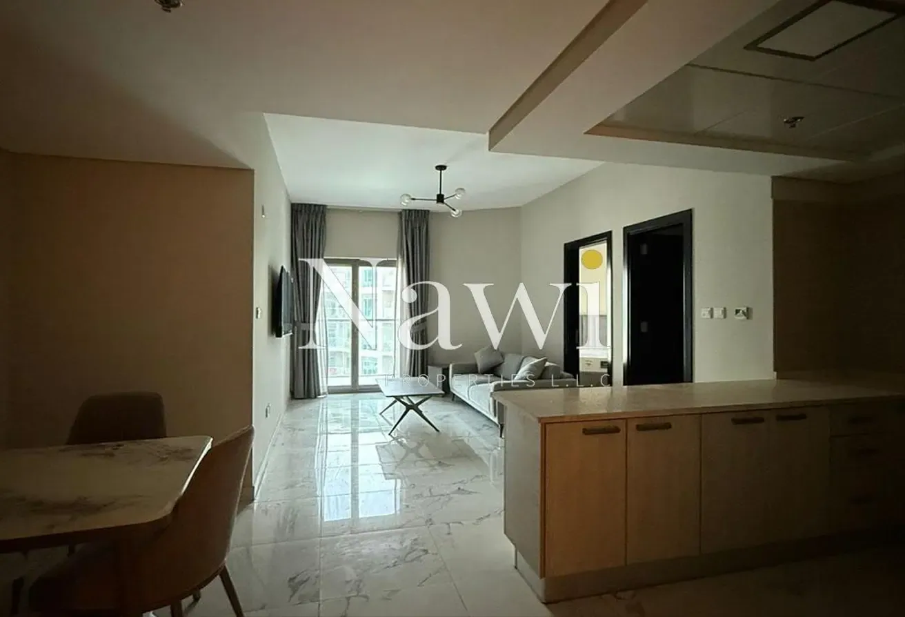 Fully Upgraded 1 Bedroom | Bright Living Area