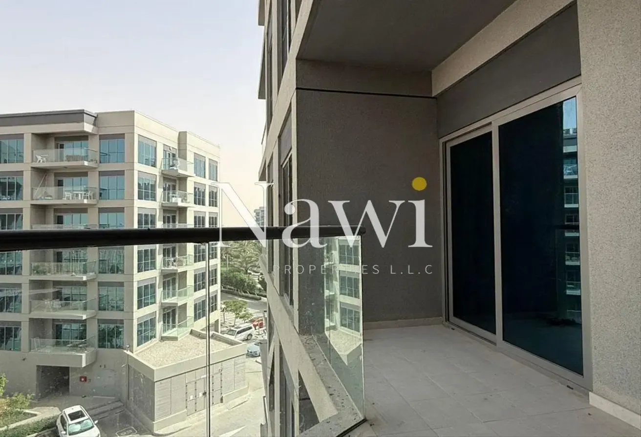 Fully Upgraded 1 Bedroom | Bright Living Area