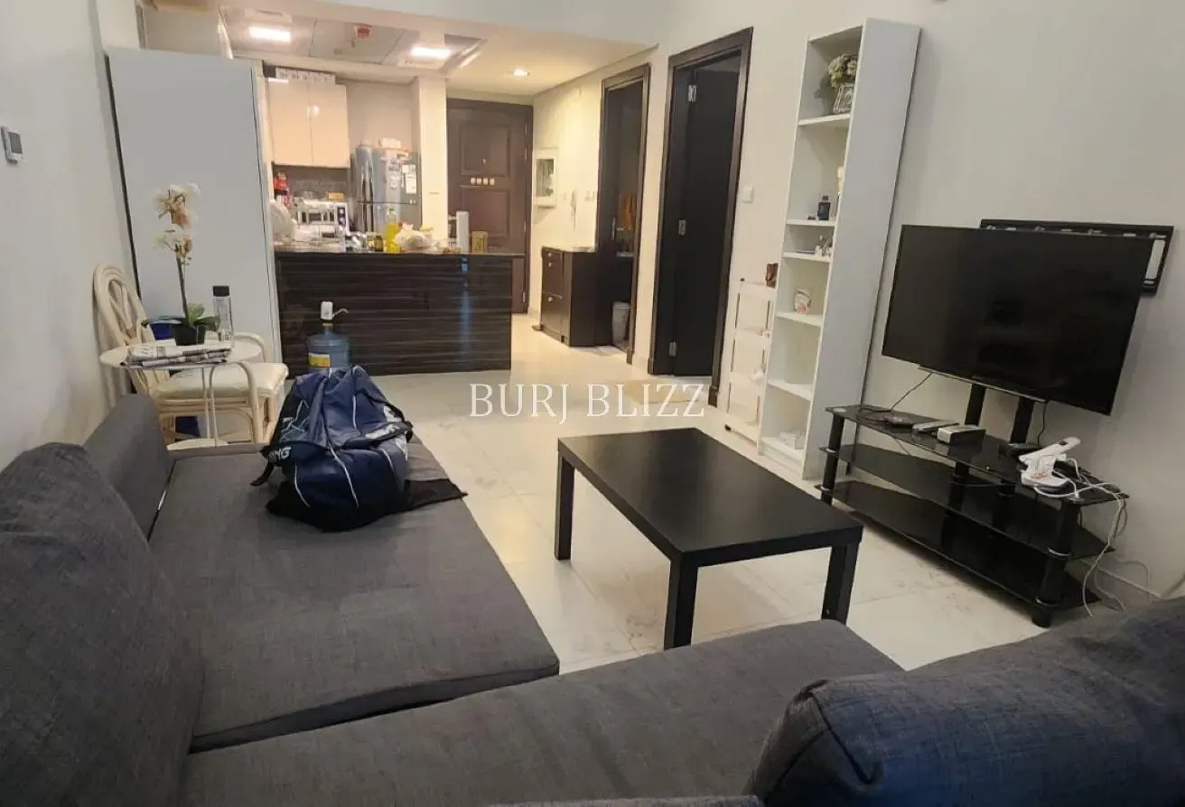 Fully Furnished 1BR | Stylish | Balcony |Low Floor