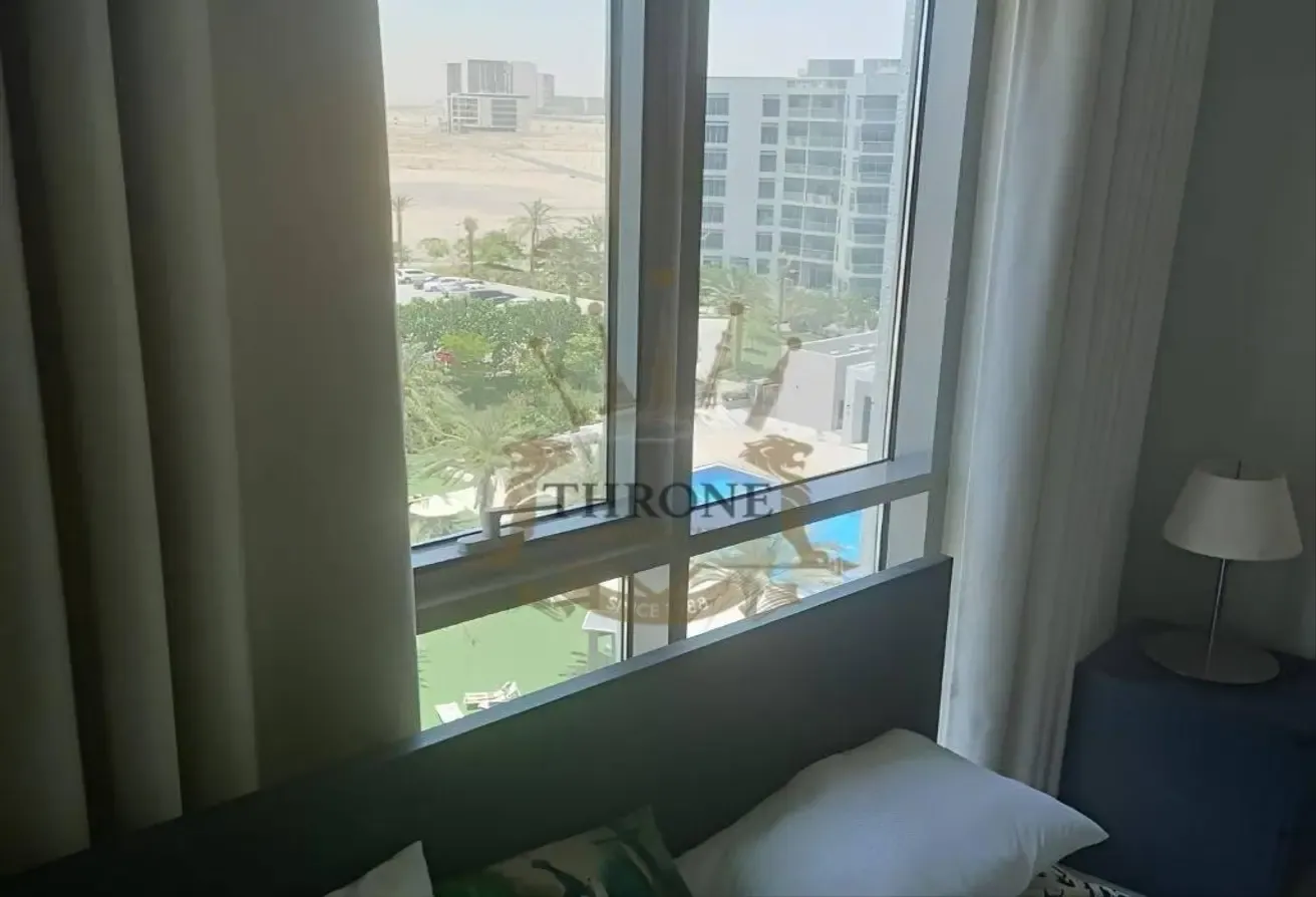 Well Maintained | Ready To Move | Building View