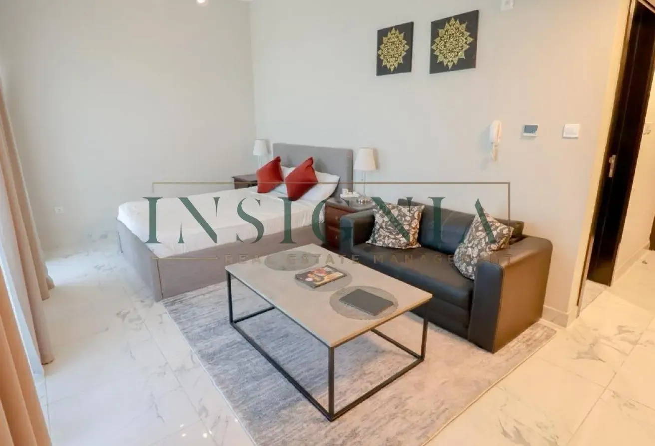 Fully Furnished Studio Vacant Bills not Included