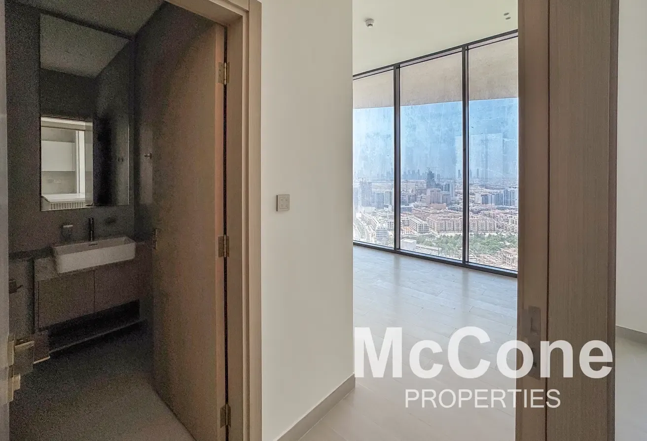 High Floor | Private Pool | Spacious