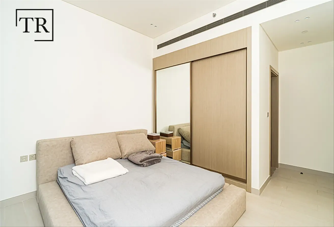 Furnished | Elegant Finishes | Wide Layout | 4Chqs