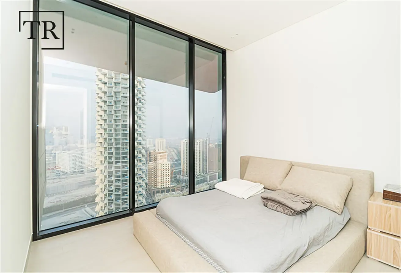 Furnished | Elegant Finishes | Wide Layout | 4Chqs