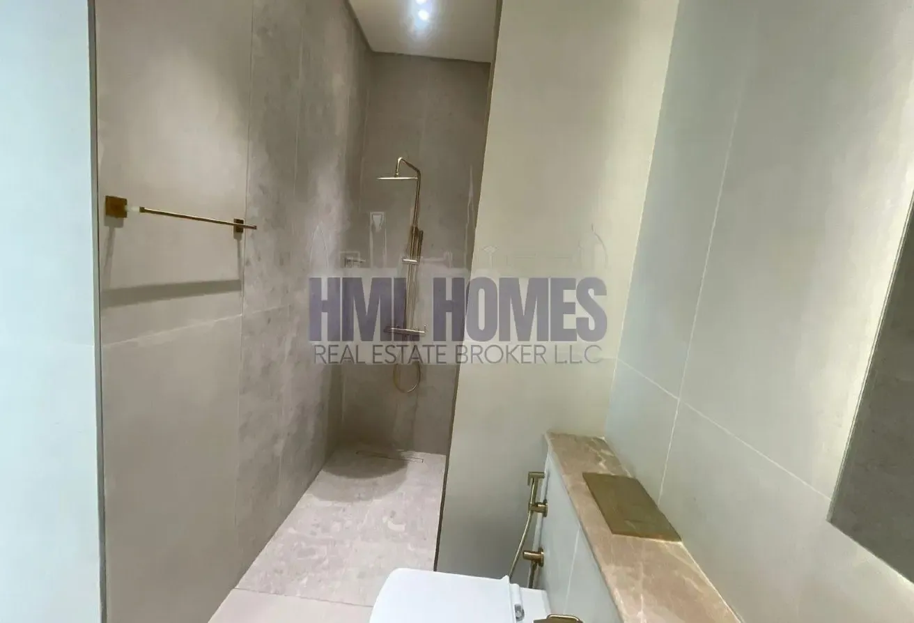 PRIME LOCATION | BRANDNEW | LUXURY LIVING