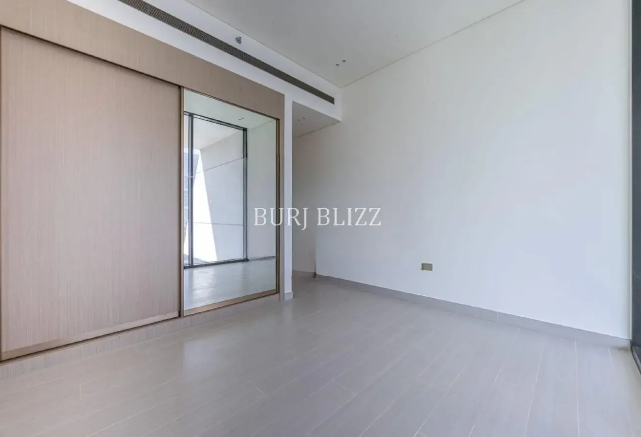 Premium Living | Brand New | Private Jacuzzi
