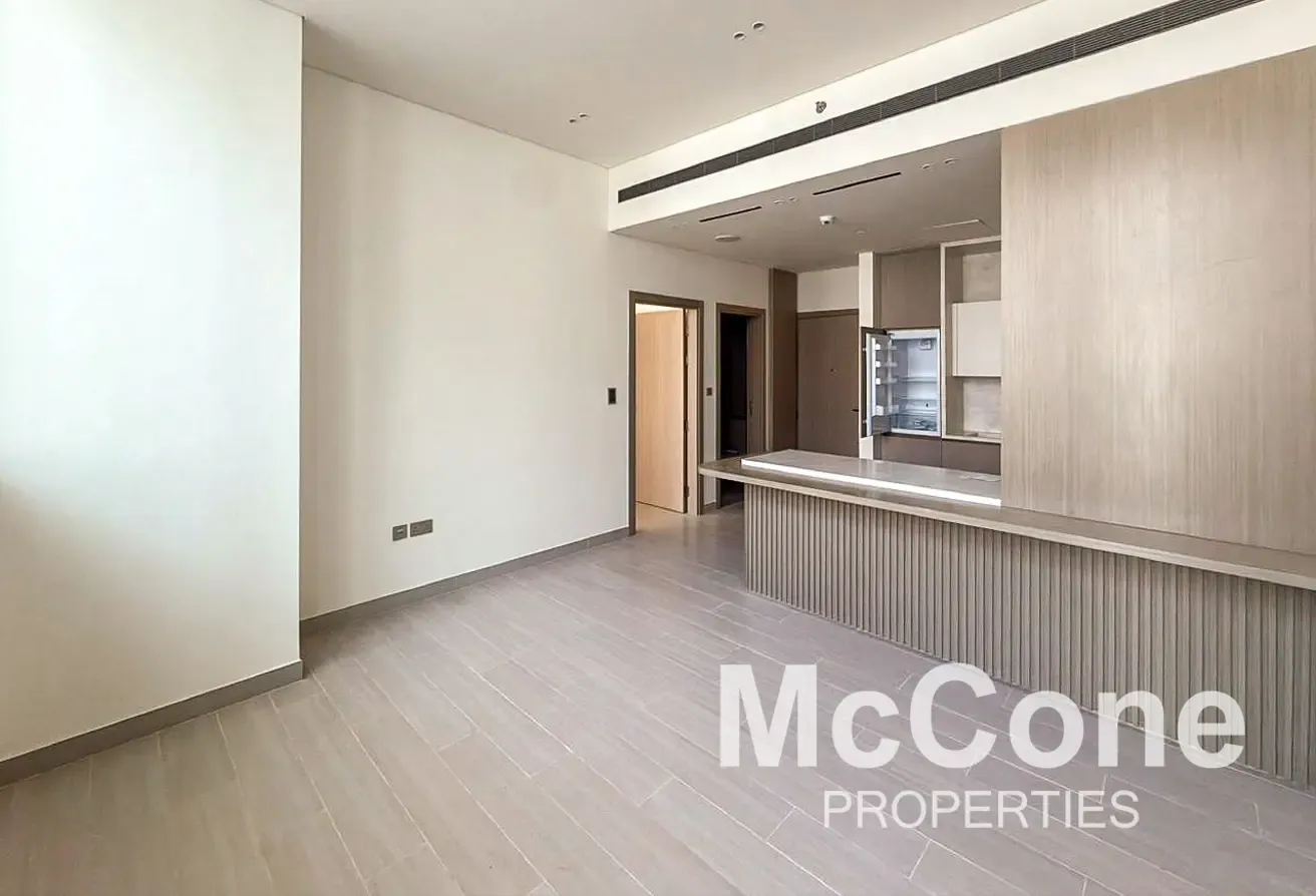 Luxury | Private Pool | Brand New | Vacant