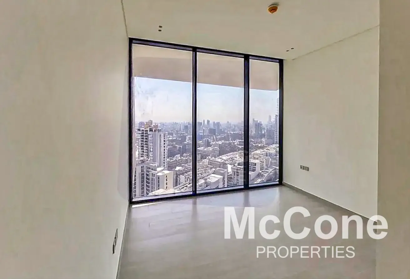 Luxury | Private Pool | Brand New | Vacant