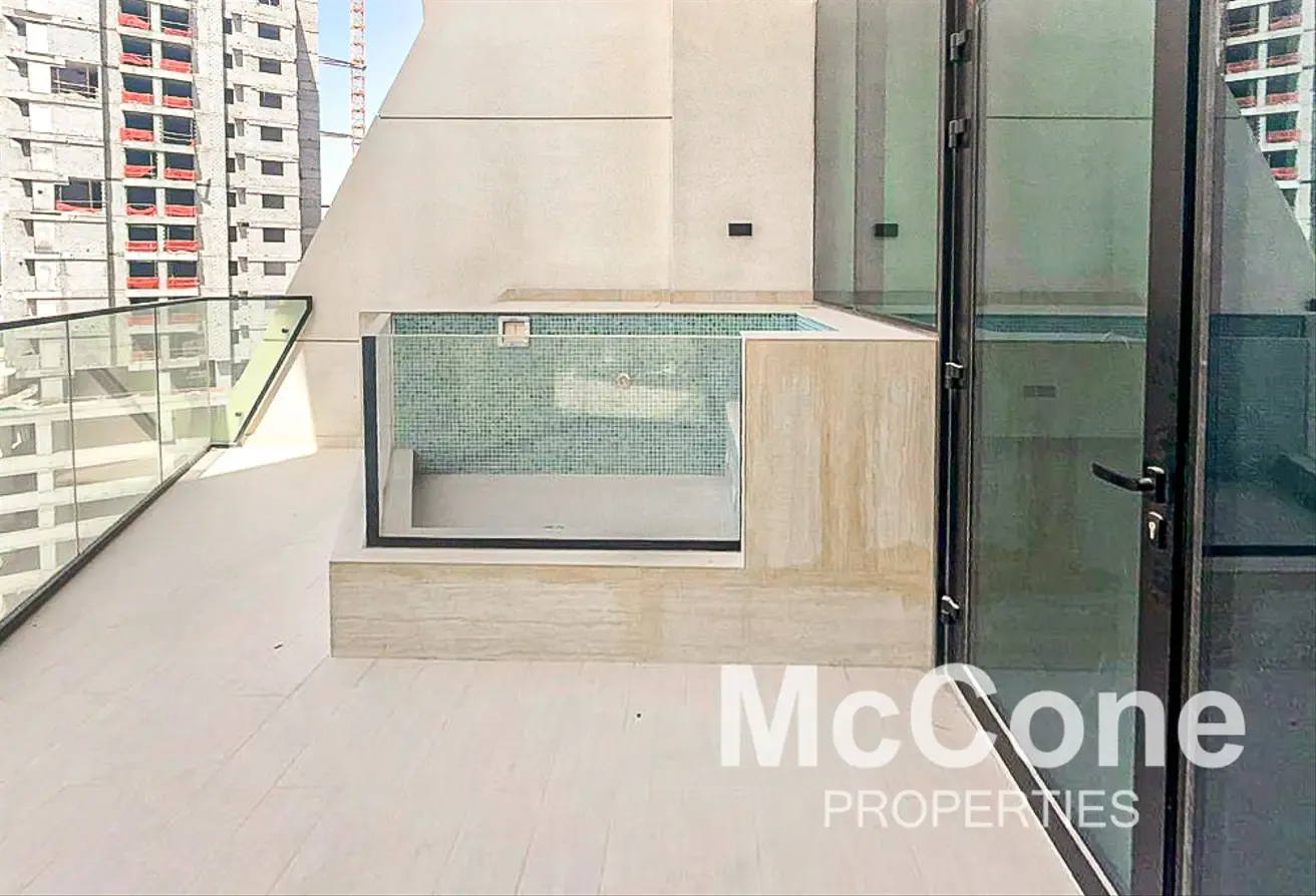 Luxury | Private Pool | Brand New | Vacant