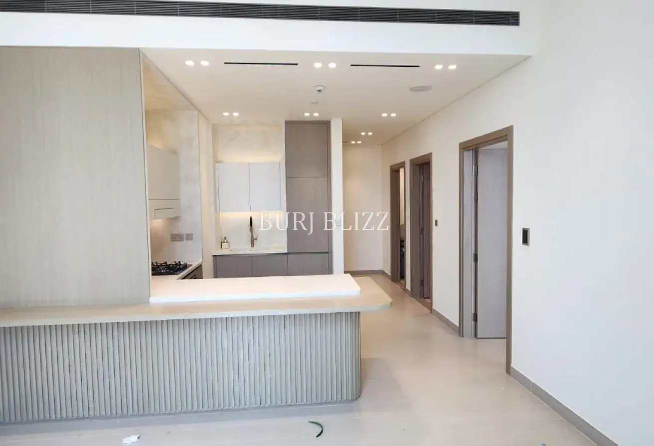 1BHK+Maid | High Floor | Private Pool