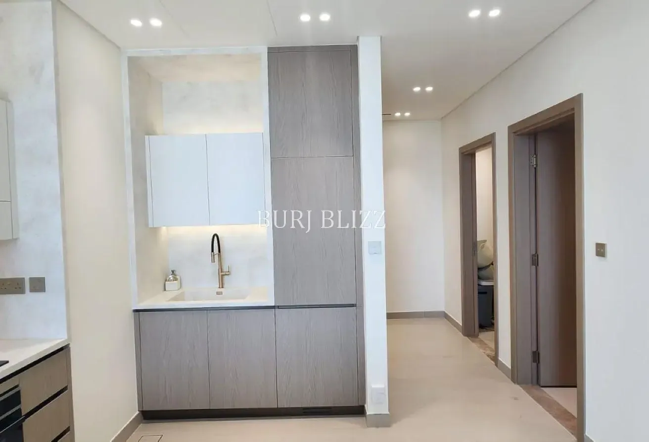 1BHK+Maid | High Floor | Private Pool