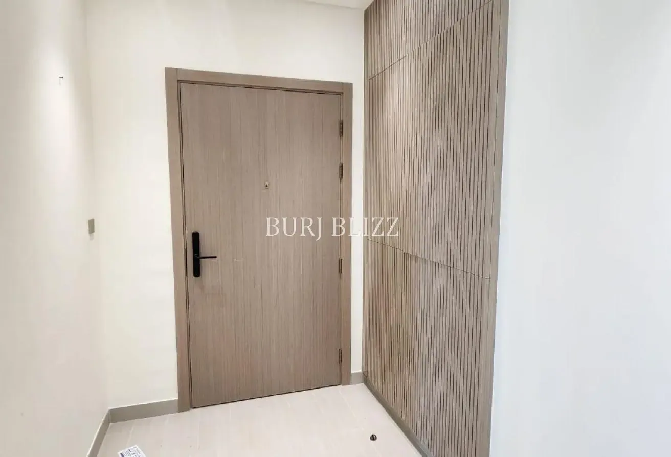 1BHK+Maid | High Floor | Private Pool