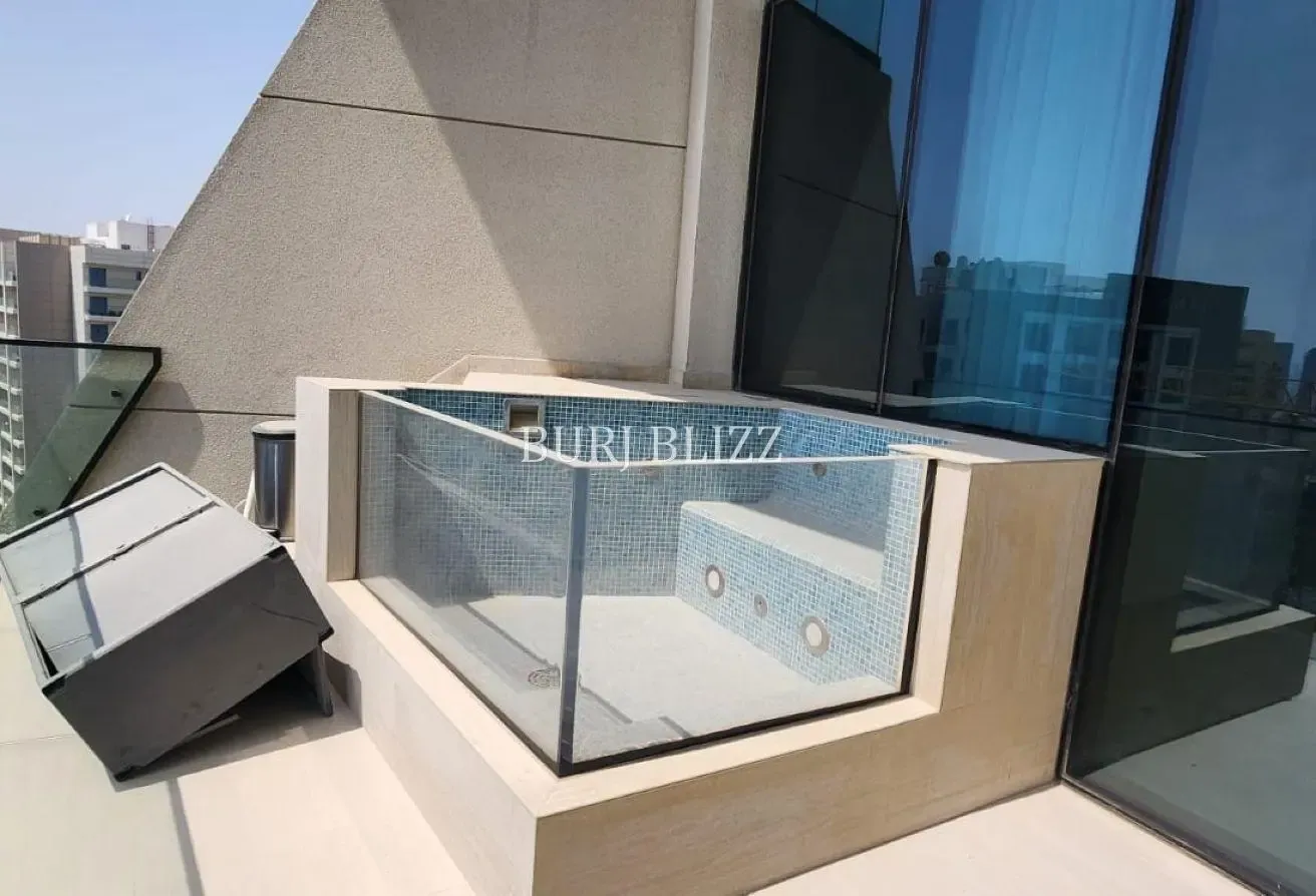 1BHK+Maid | High Floor | Private Pool