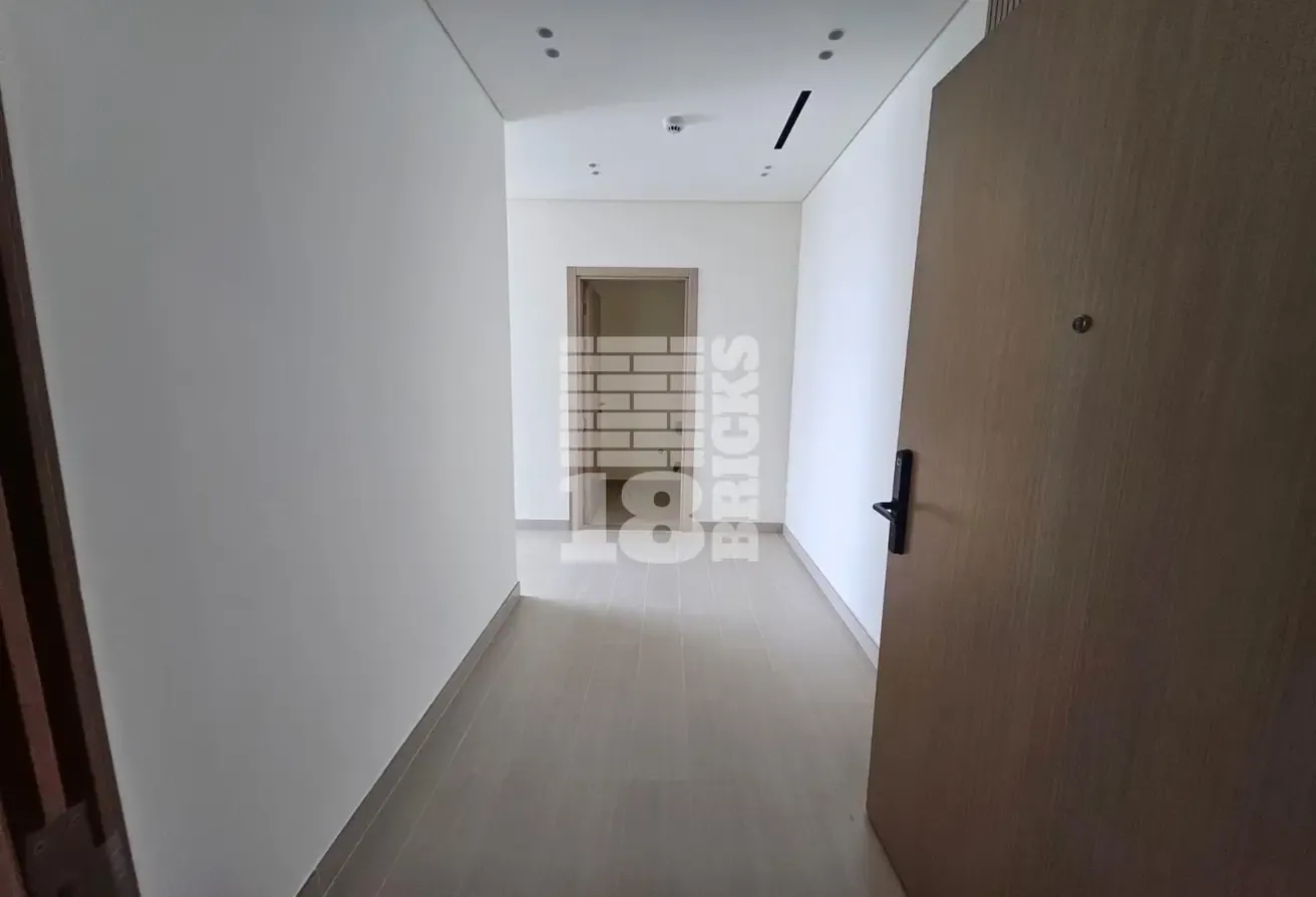 Brand New | Spacious | Ready to Move-in