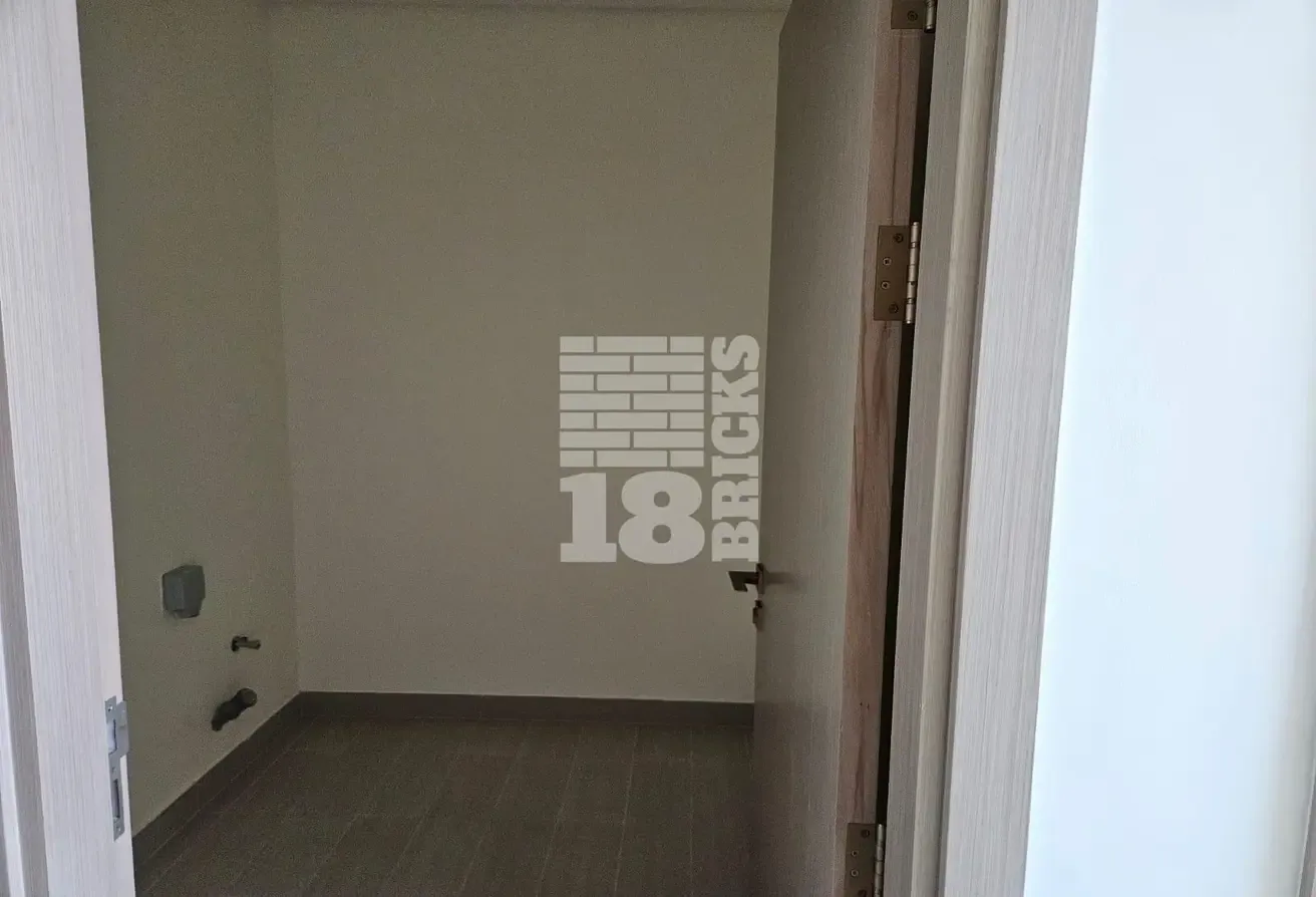 Brand New | Spacious | Ready to Move-in