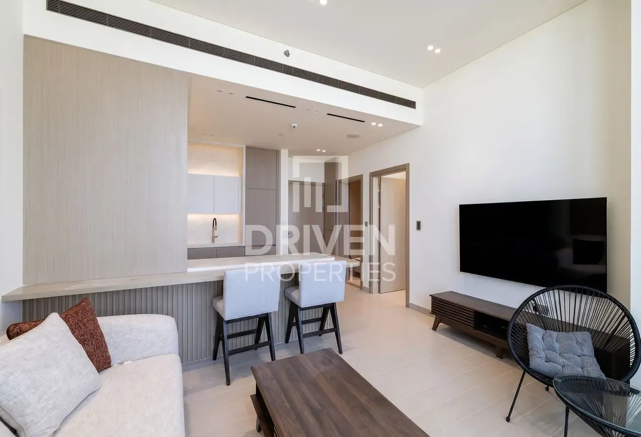Private Pool | High Floor | Fully furnished