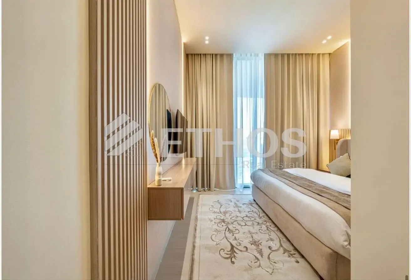 Luxury Furnished | With Study | Private Pool