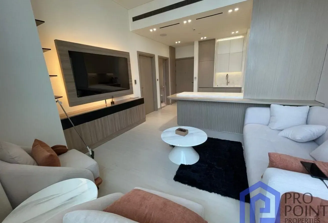1 BR Apartment in Binghatti Phantom with Pool