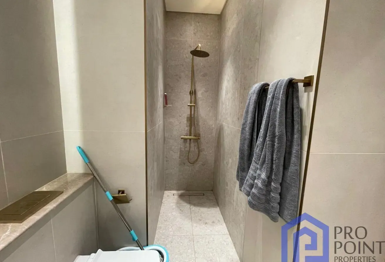 1 BR Apartment in Binghatti Phantom with Pool
