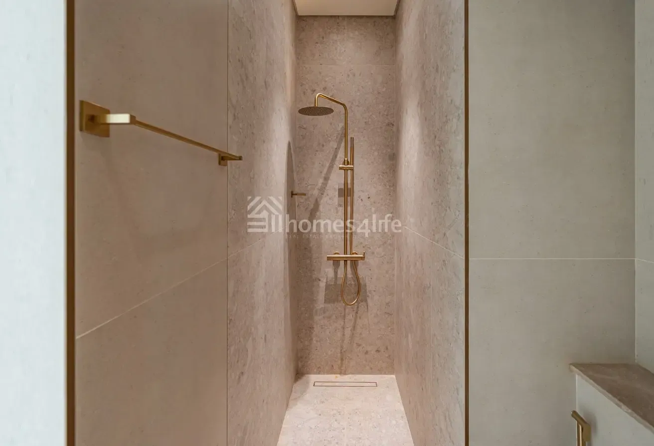 | Balcony with Private Jacuzzi | Modern Finish